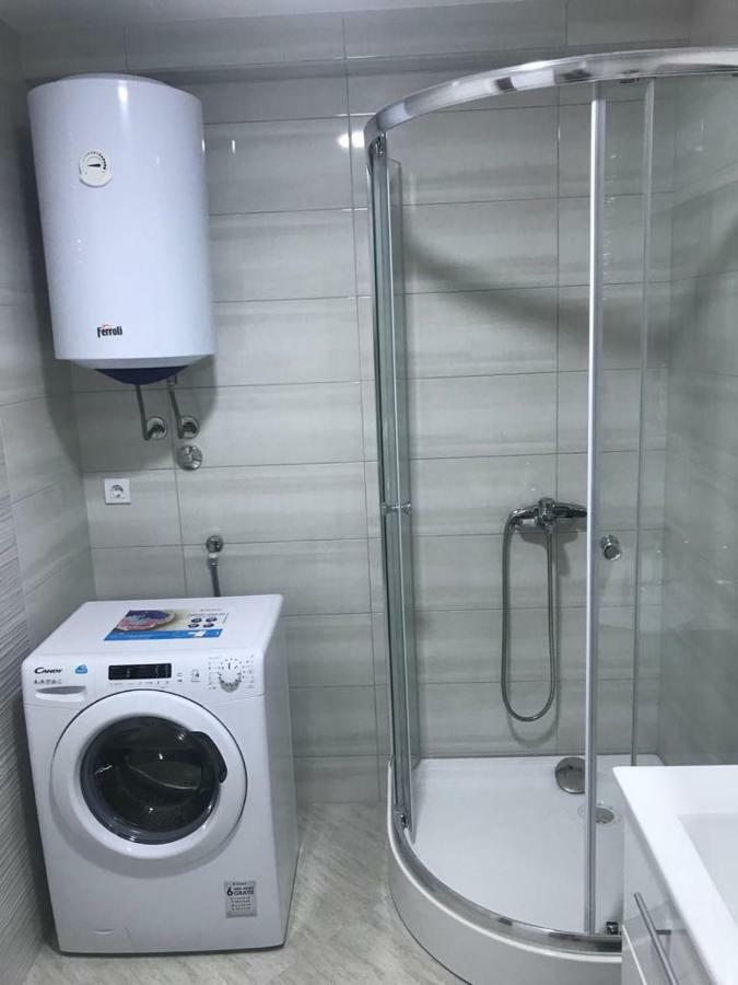 Luda Kuca Apartment Бар Екстериор снимка