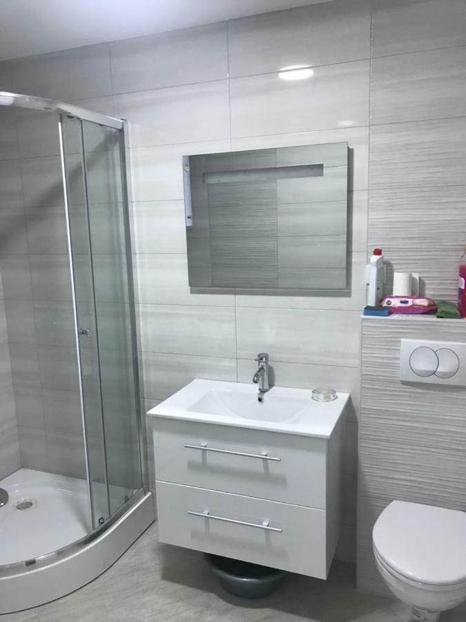 Luda Kuca Apartment Бар Екстериор снимка
